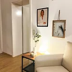 Qonroom - As Individual As - Oeynhausen * Bad Oeynhausen