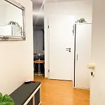 Qonroom - As Individual As - Oeynhausen *