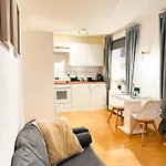 Qonroom - As Individual As - Oeynhausen Apartment Bad Oeynhausen