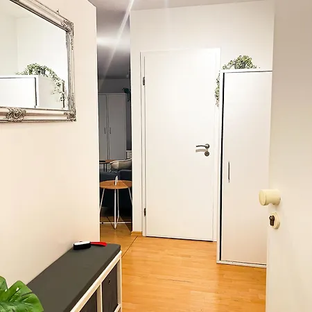 Qonroom - As Individual As - Oeynhausen *
